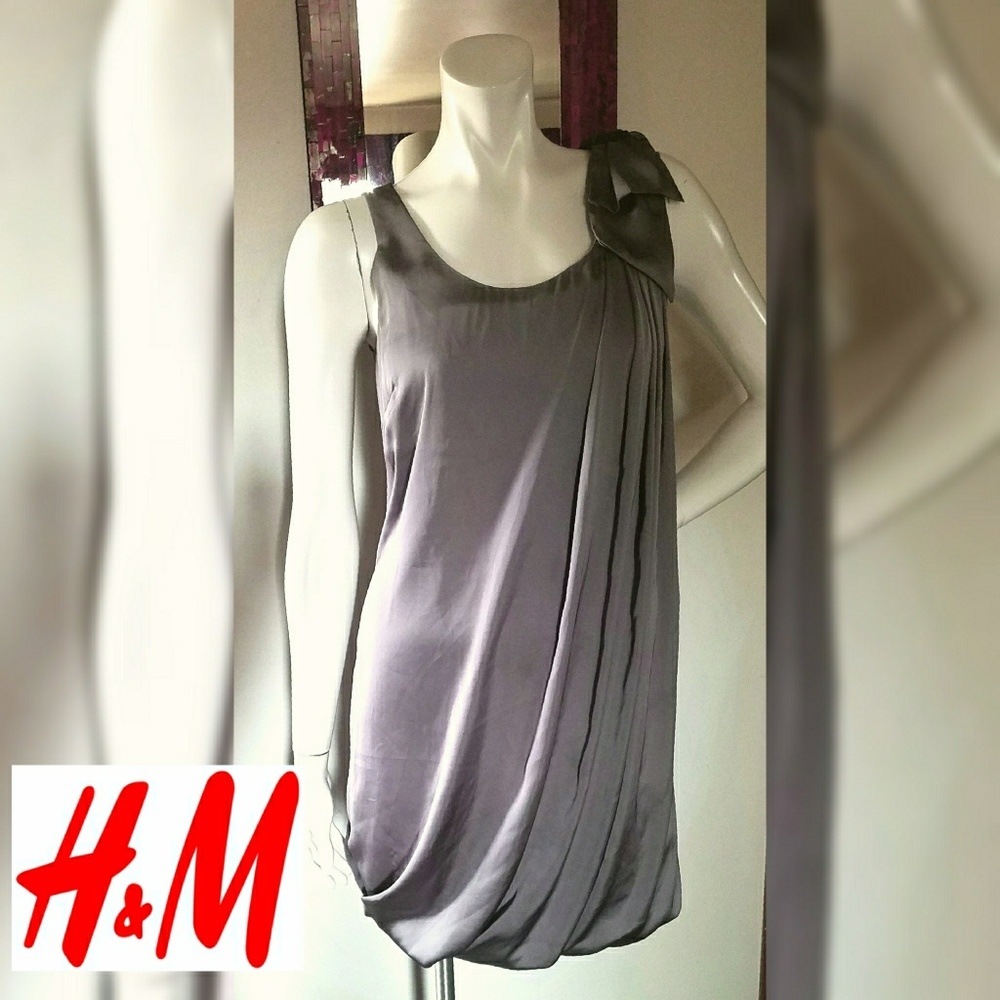 UNIQUE Silk Shift NeutralTaupe Cocktail Dress Black Bejeweled Epaulette Sz 2 (S)